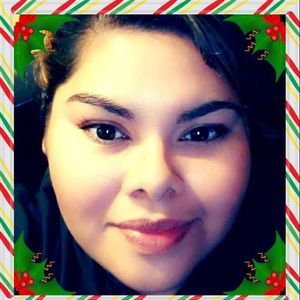 Meet your Posher, Celia